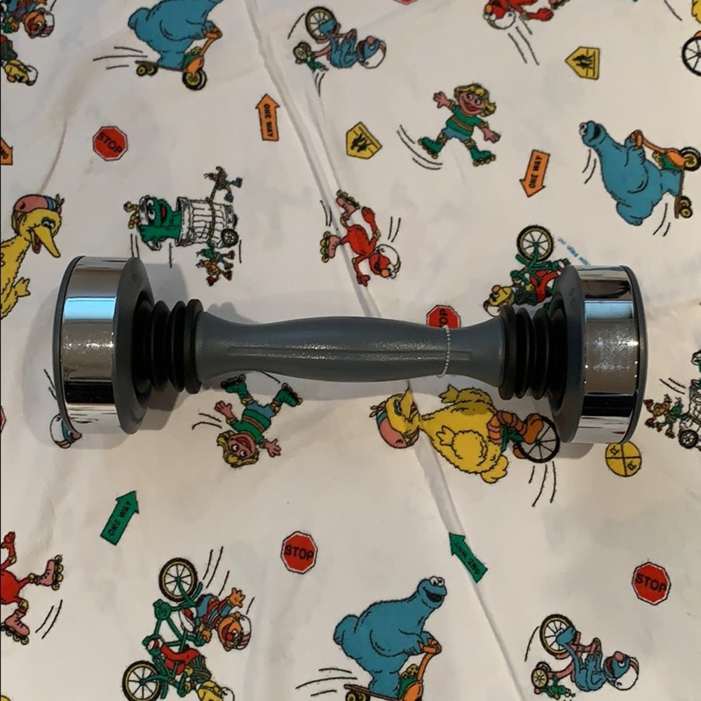 Shake Weight - Picture 1 of 3